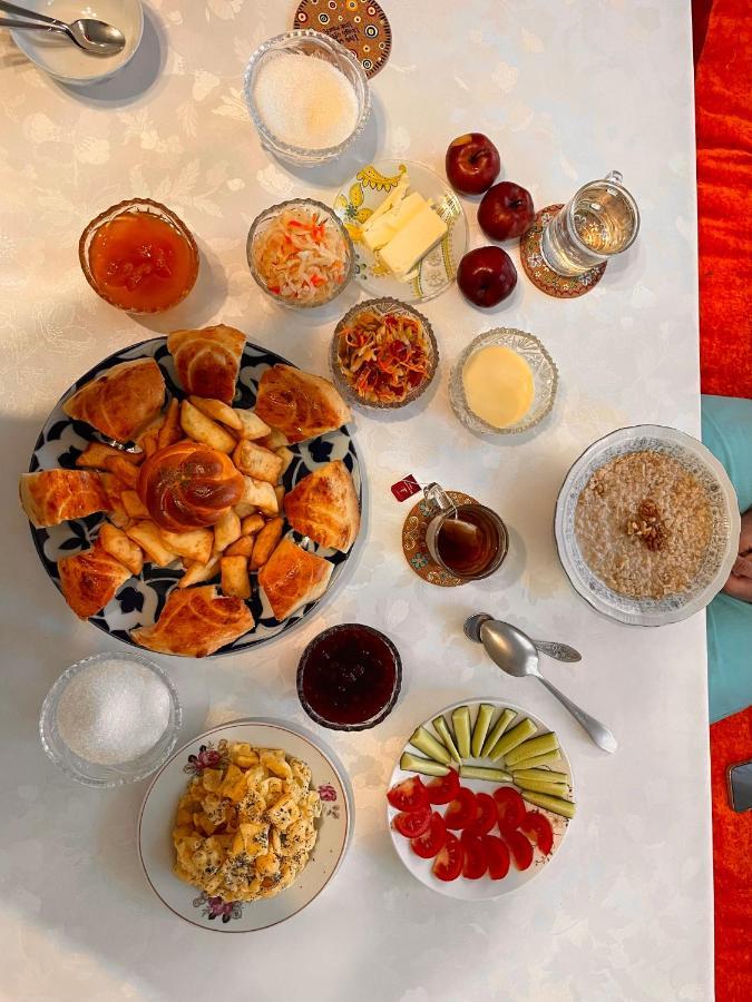 Gulnara Guest House バルイクチ エクステリア 写真