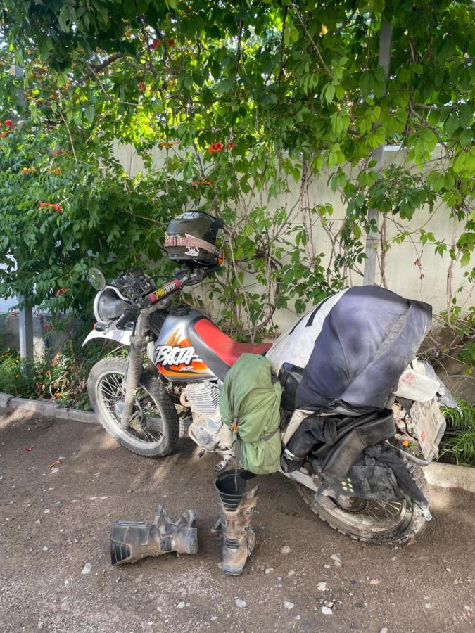 Gulnara Guest House バルイクチ エクステリア 写真