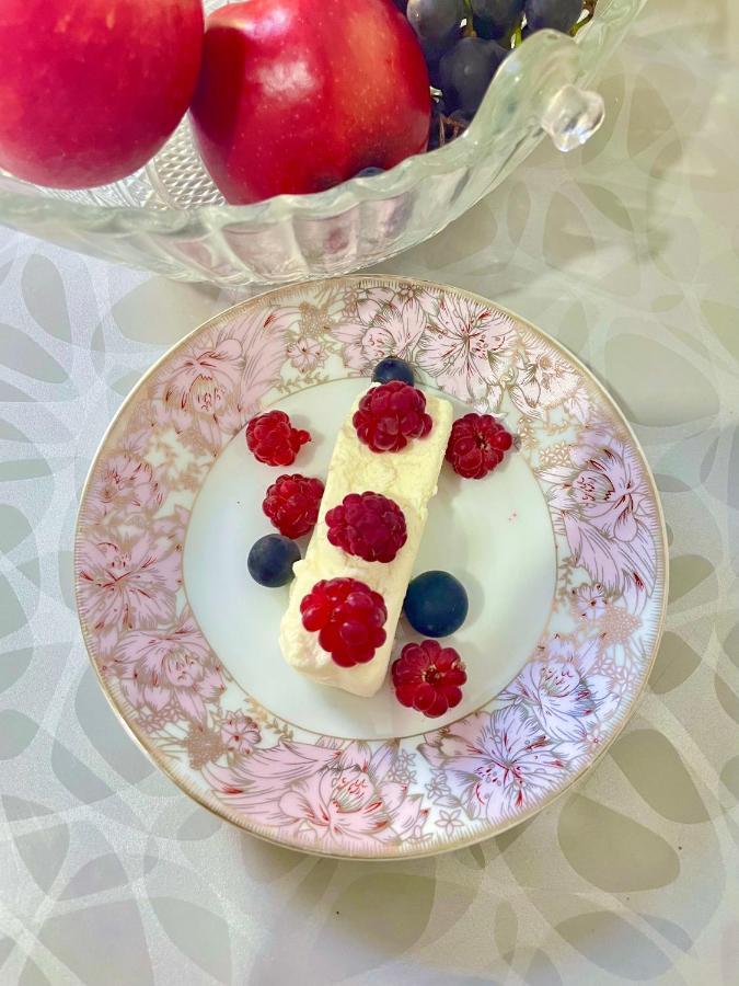 Gulnara Guest House バルイクチ エクステリア 写真