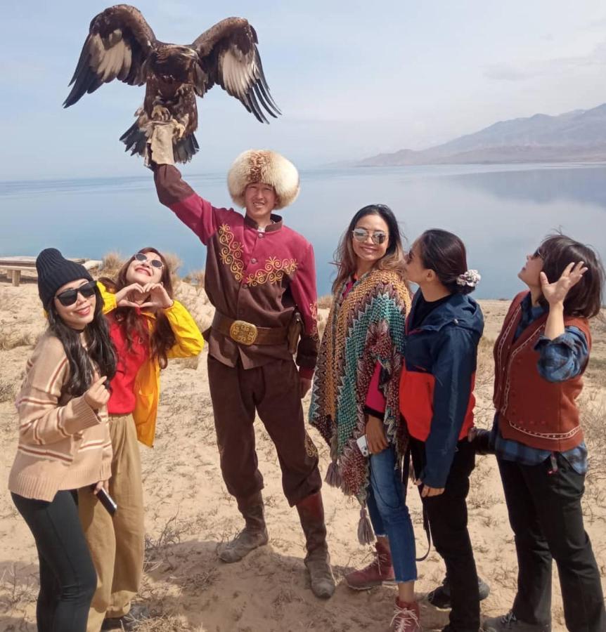 Gulnara Guest House バルイクチ エクステリア 写真