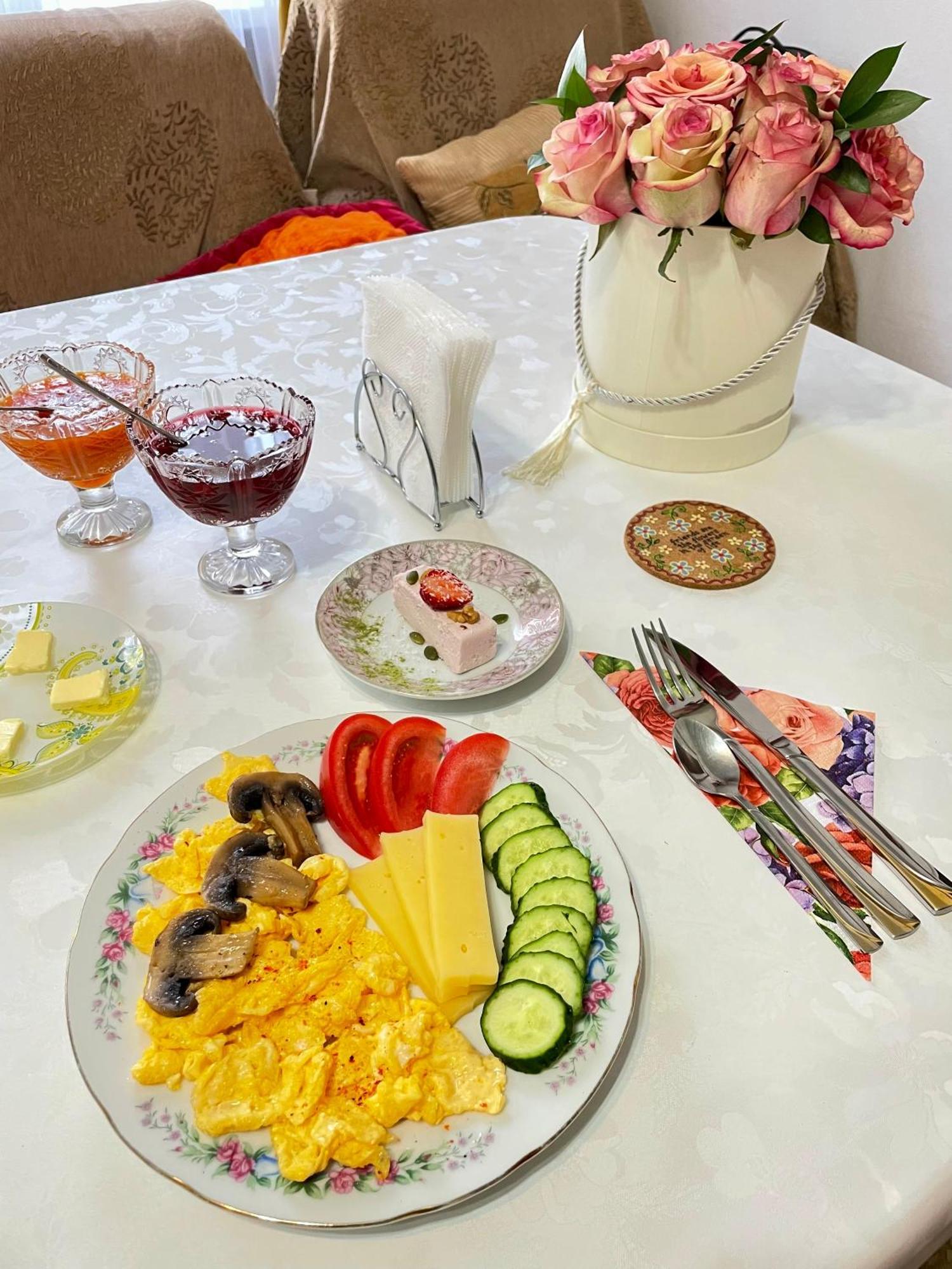 Gulnara Guest House バルイクチ エクステリア 写真